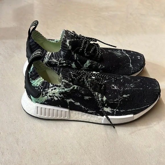 adidas gazelle silver green womens adidas Men's NMD_R1 Primeblue Shoes main image 0